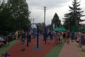nowy plac zabaw w Skubiance